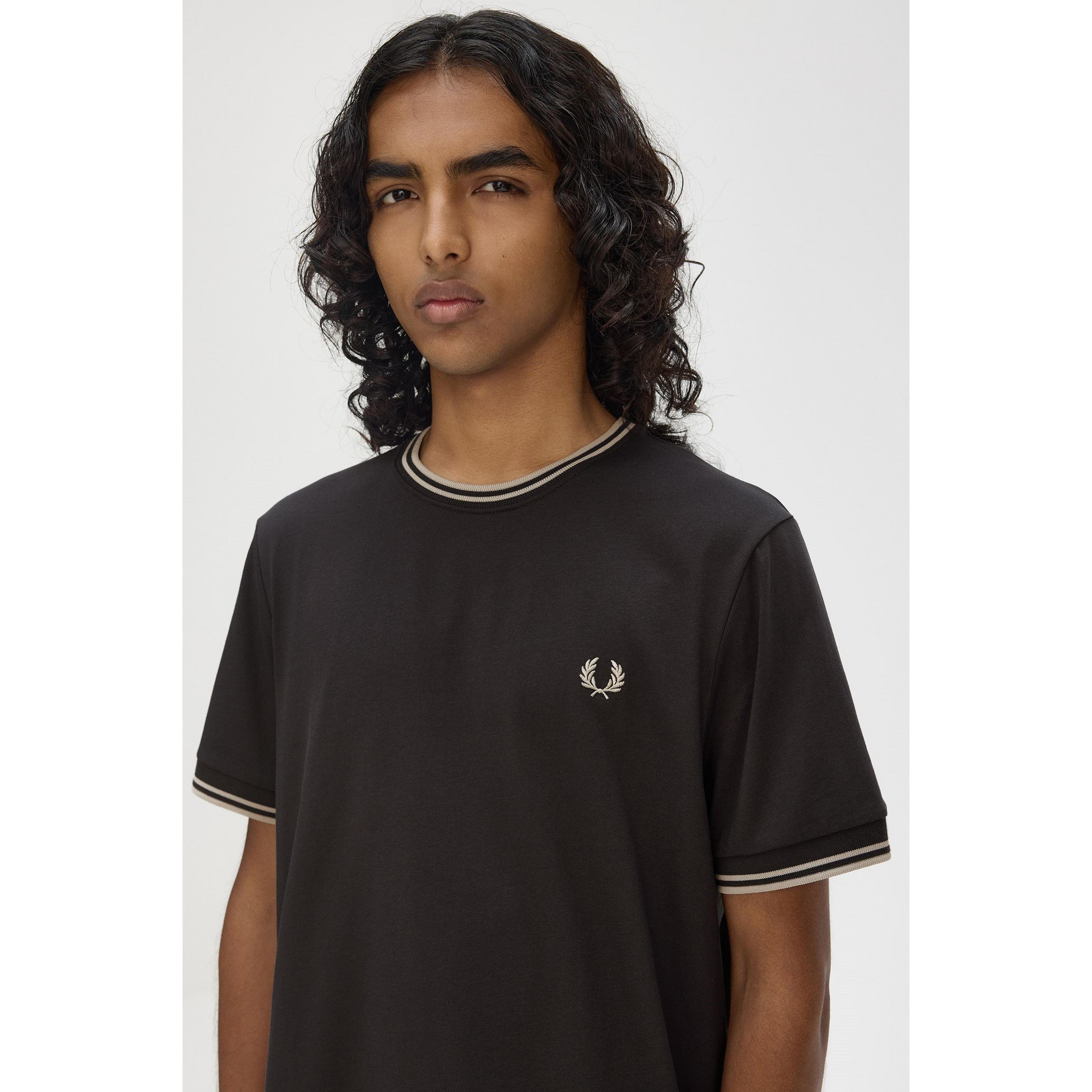 Fred Perry - Twin Tipped T-Shirt