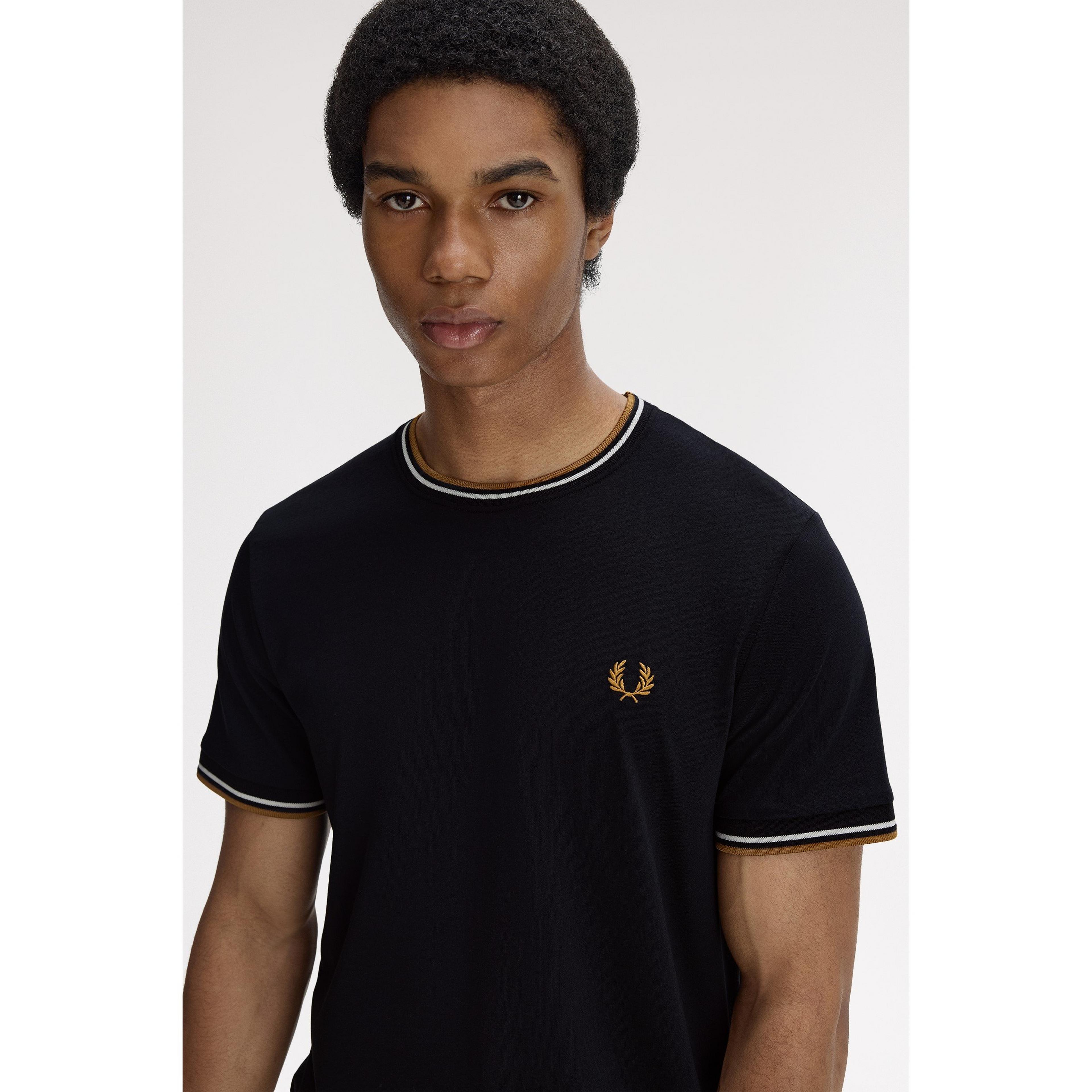 Fred Perry - Twin Tipped T-Shirt