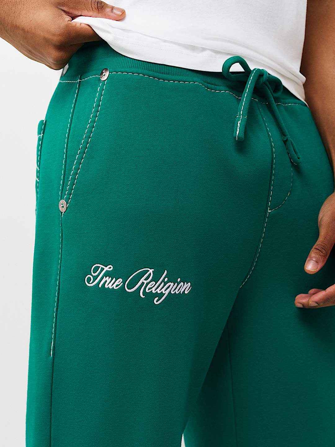True Religion - Logo Crest Big T Baggy Sweatpant