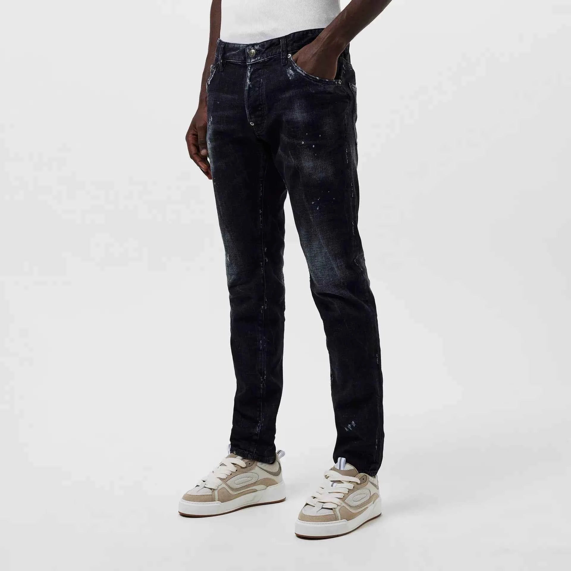 DSquared2 - Cool Guy Slim Jeans