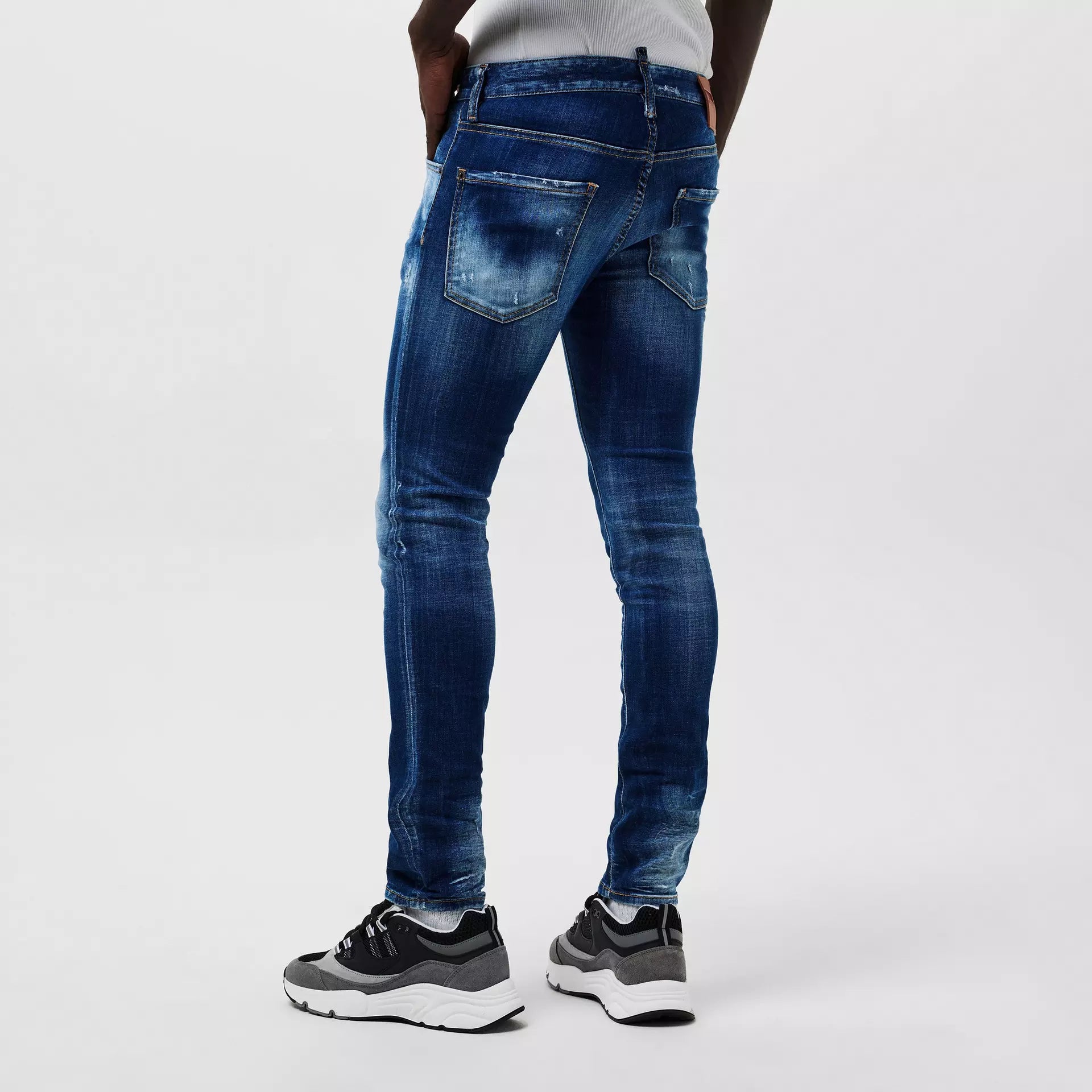 DSquared2 - Cool Guy Slim Jeans