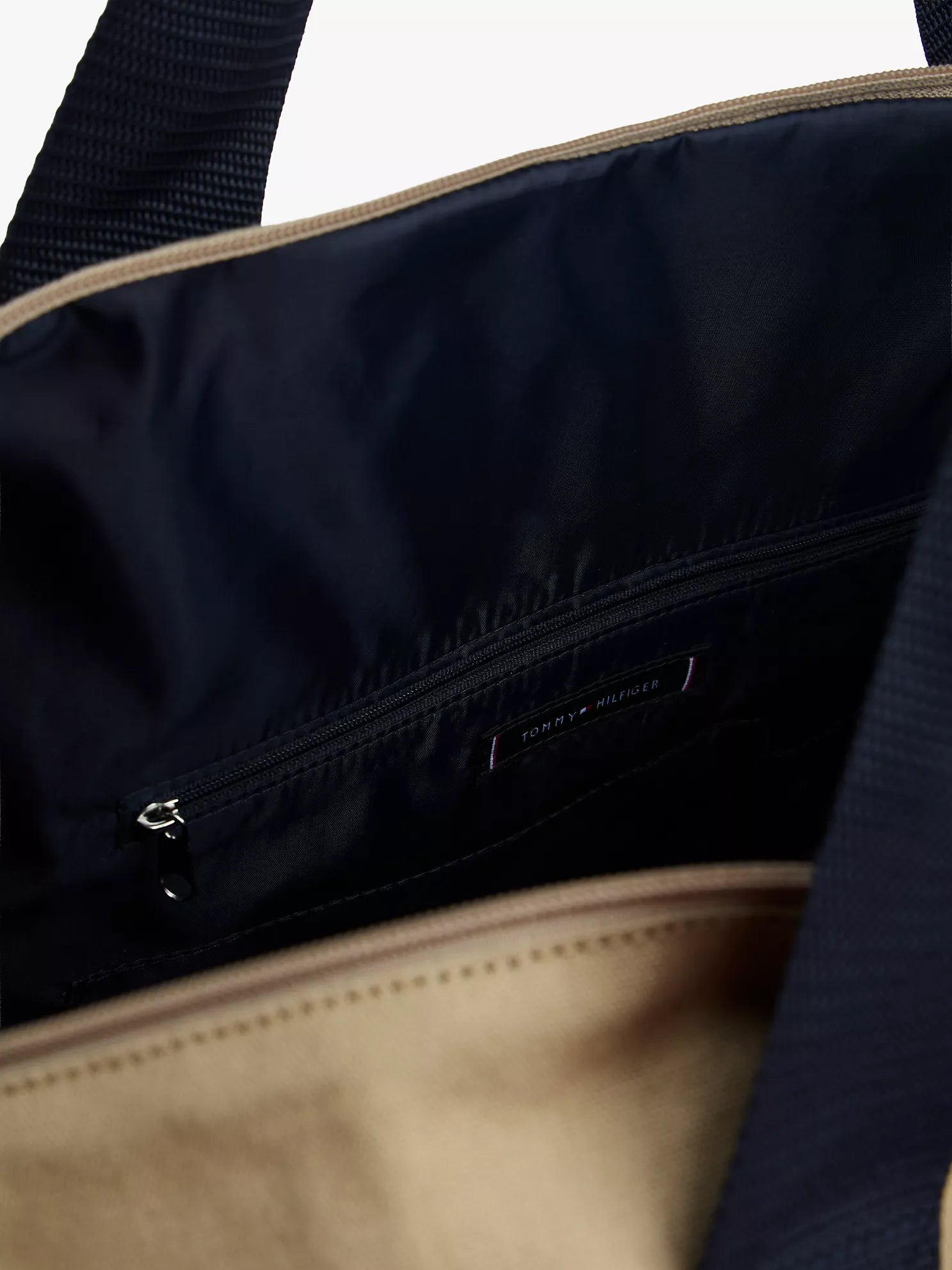 Tommy Hilfiger - Flag Stripe Logo Duffle