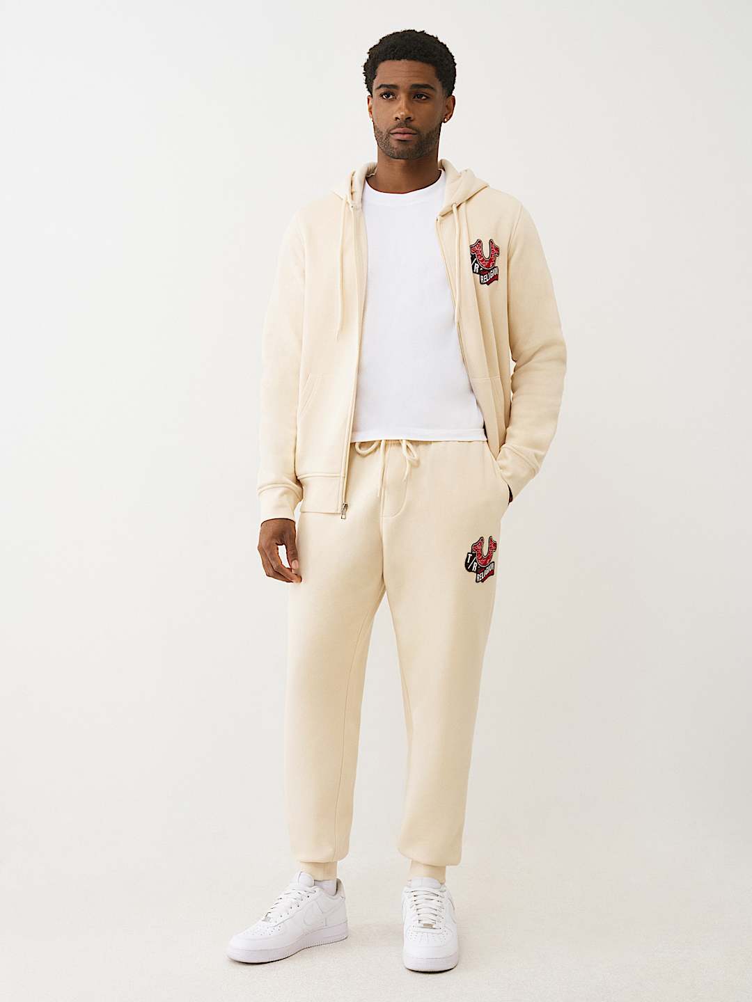 TRUE RELIGION - EMBROIDERED PATCH HORSESHOE JOGGER