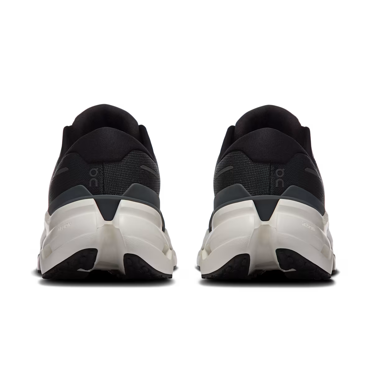 ON cloud - Cloudrunner 3