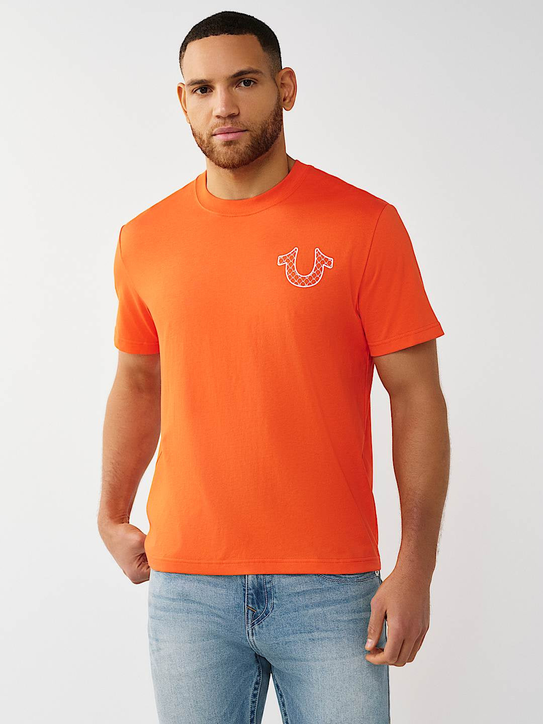 True Religion - Filled Horseshoe Script Graphic Tee