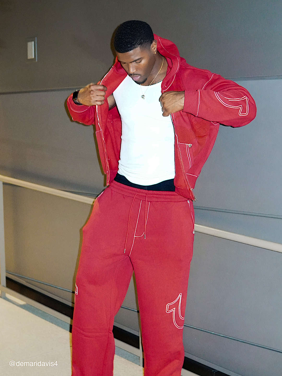 True Religion - Baggy Big T Sweatpant