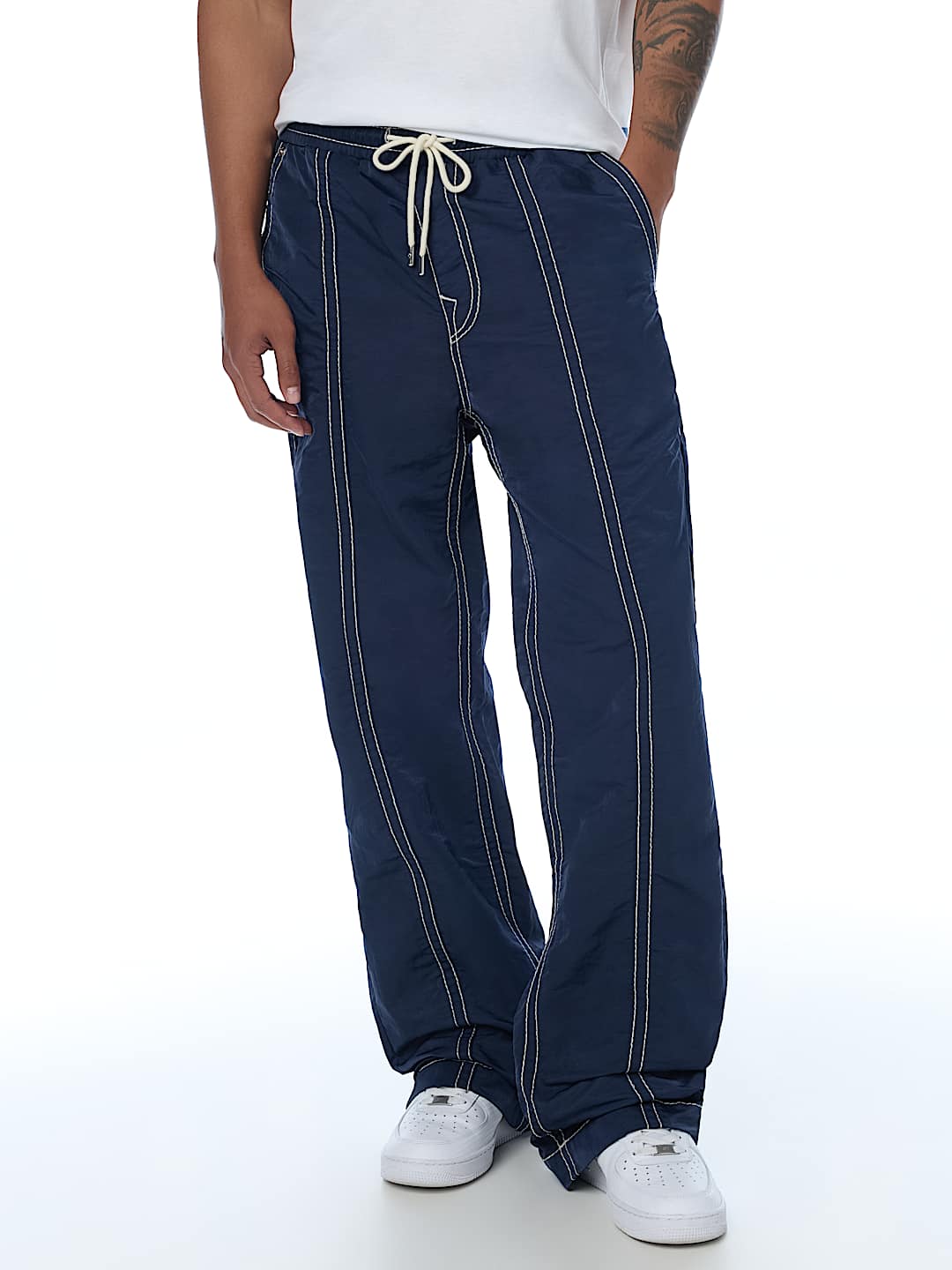 True Religion - Vinny Nylon Big T Flap Ultra Baggy Pant 34"