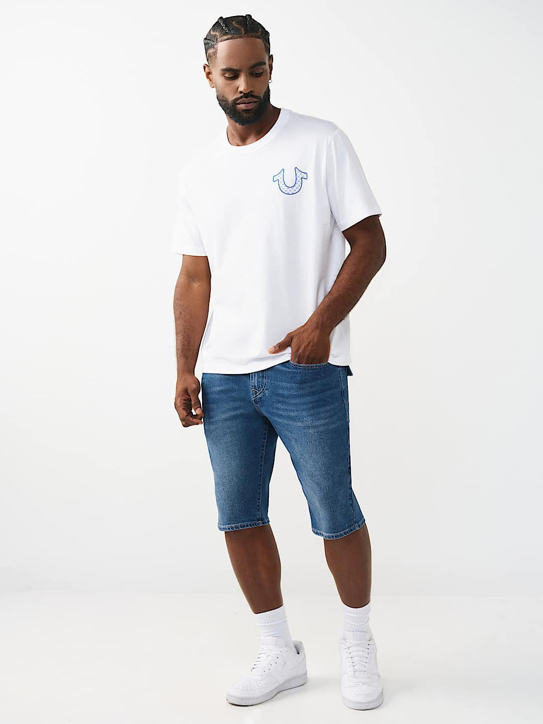 True Religion - Filled Horseshoe Script Graphic Tee