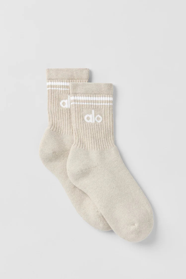 Alo Yoga - Unisex Half-Crew Throwback Sock