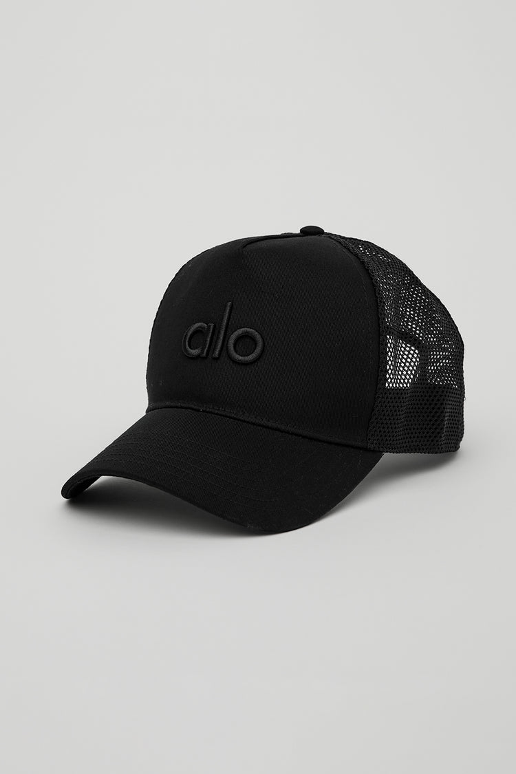 Alo Yoga - District Trucker Hat