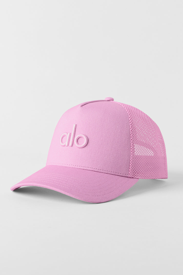 Alo Yoga - District Trucker Hat