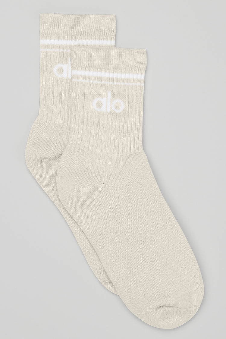 Alo Yoga - Unisex Half-Crew Throwback Sock
