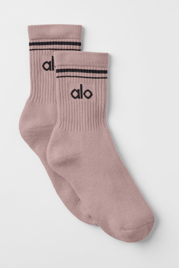 Alo Yoga - Unisex Half-Crew Throwback Sock