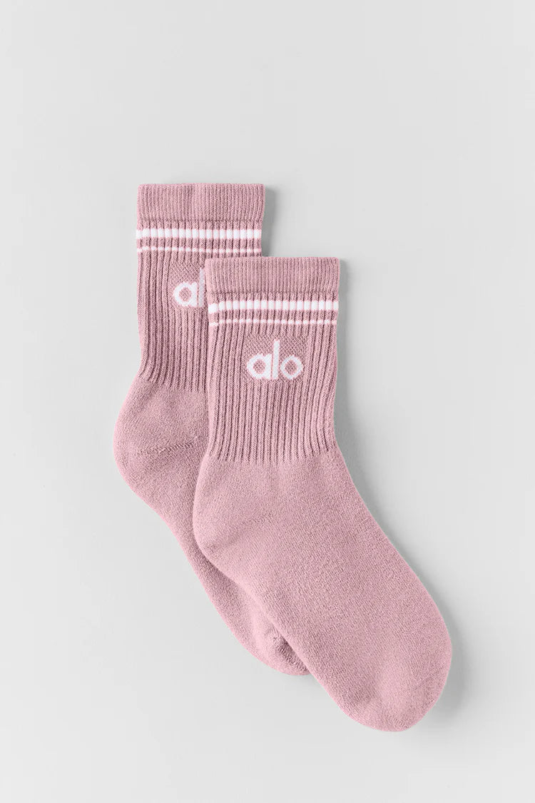 Alo Yoga - Unisex Half-Crew Throwback Sock