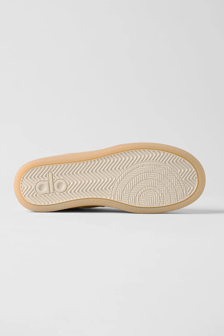 Alo Yoga - ALO Recovery Mode Sneaker