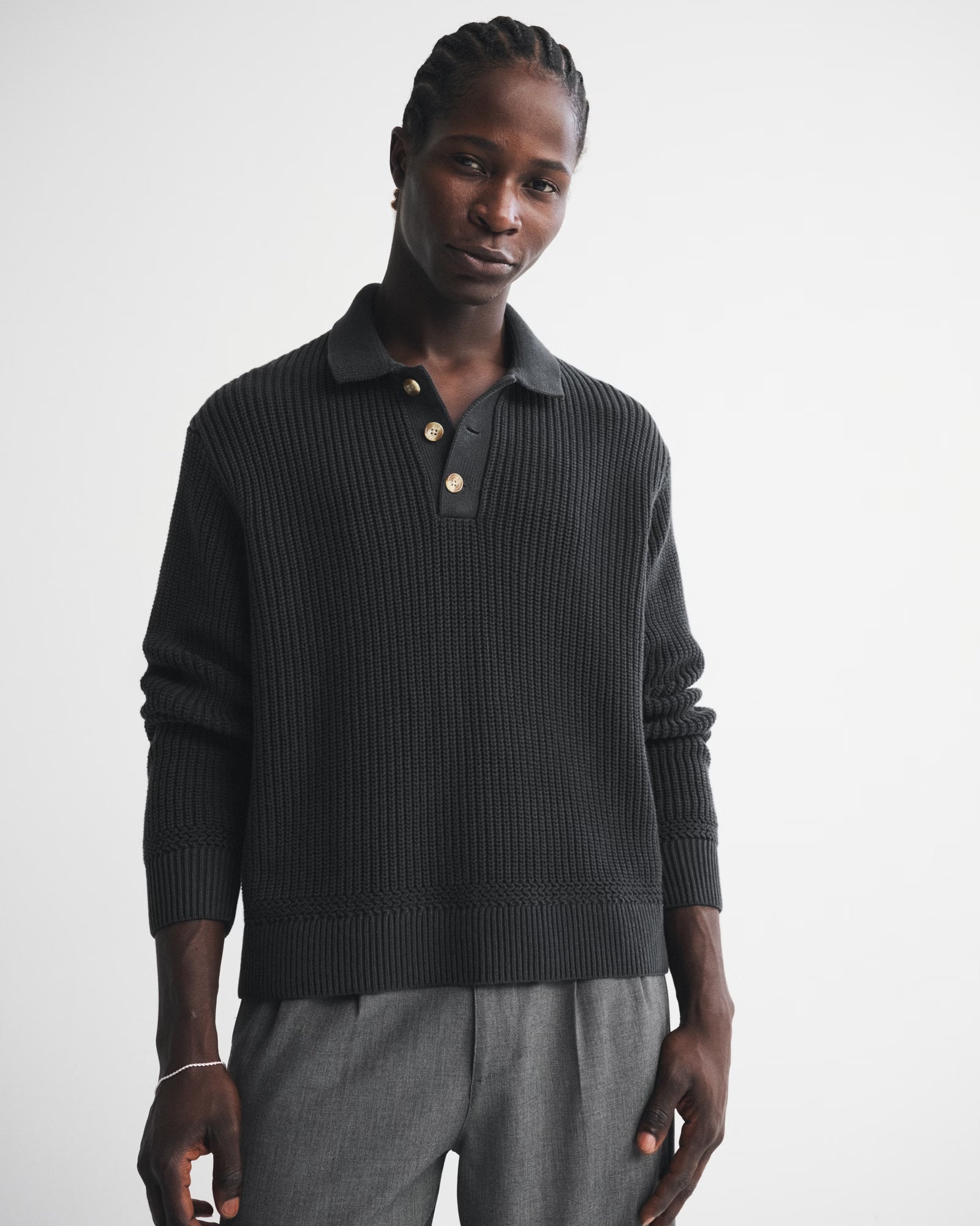 Abercrombie & Fitch - 3-Button Collared Sweater