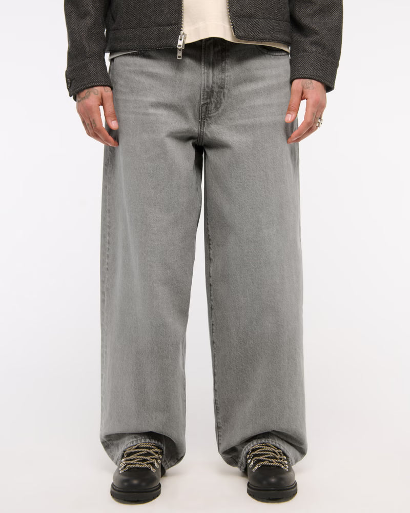 Abercrombie & Fitch - Ultra Baggy Jeans