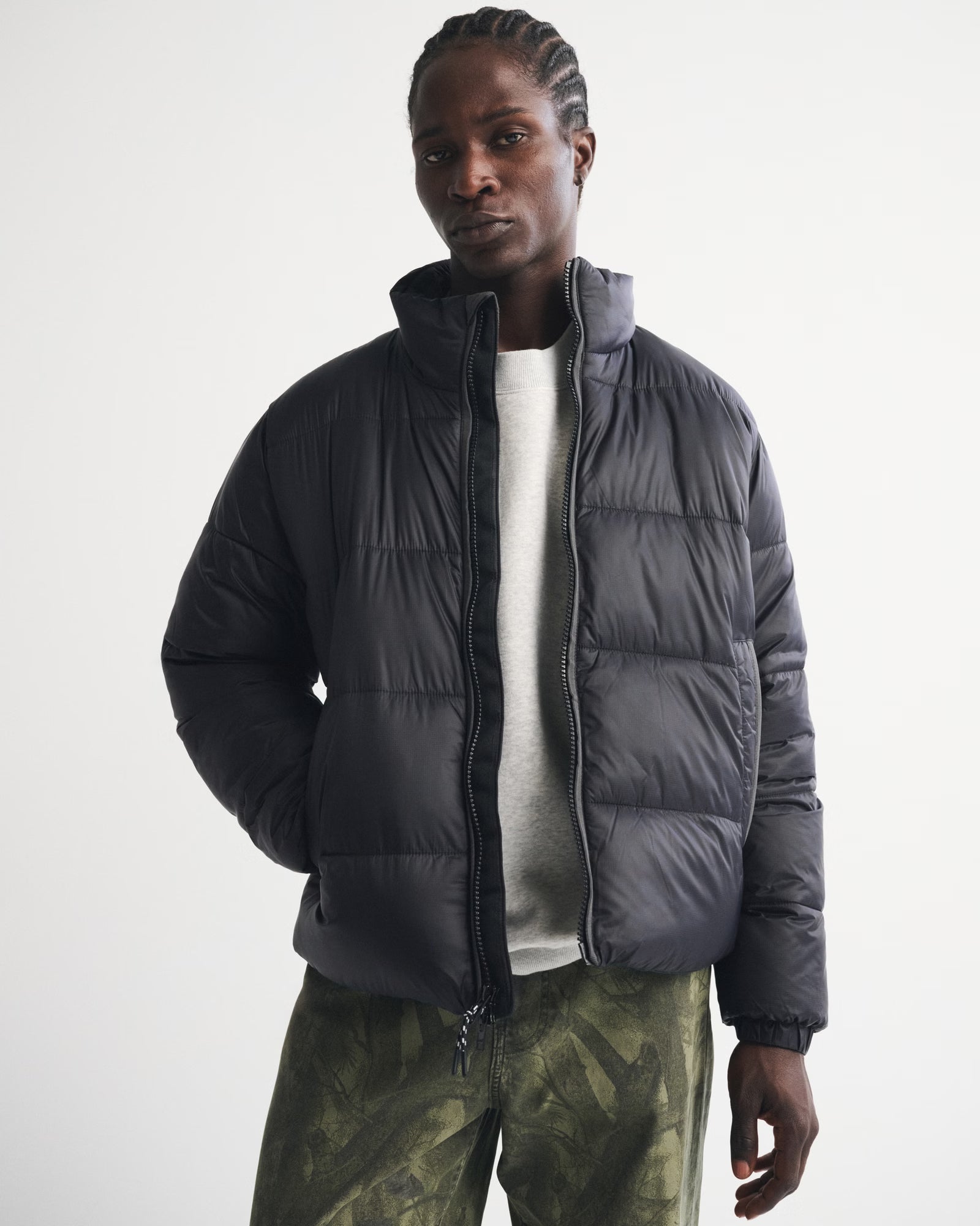 Abercrombie & Fitch - A&F AirCloud Mockneck Puffer IMMEDIATE