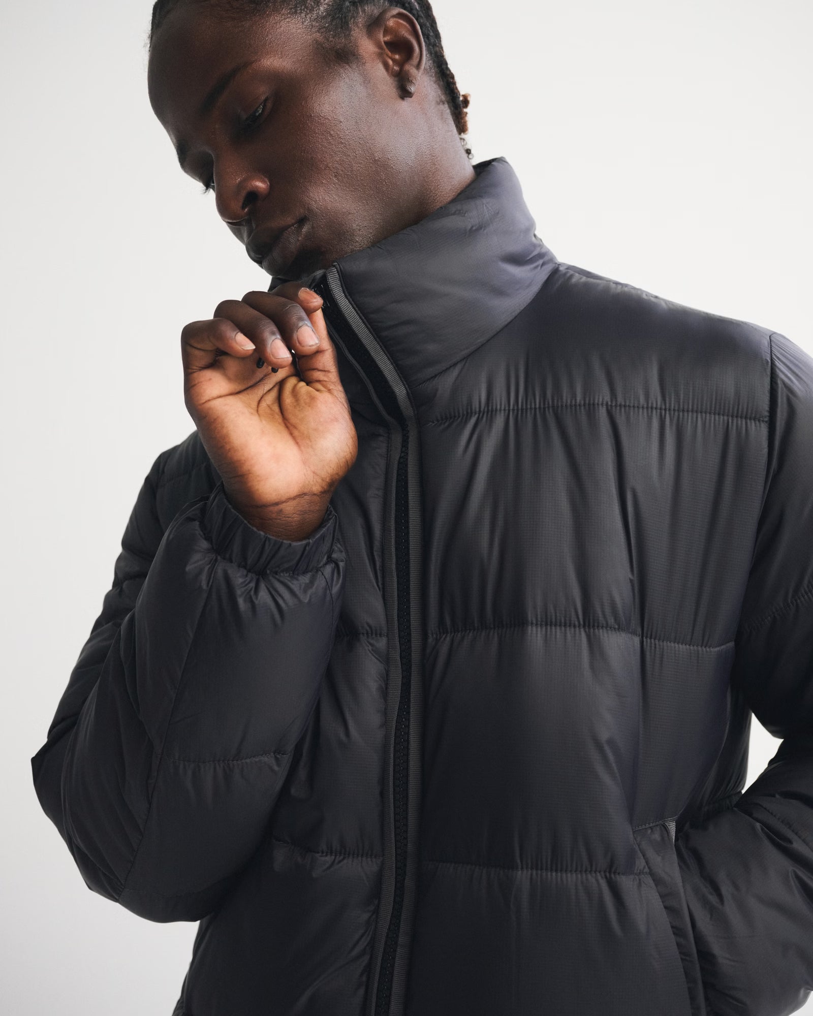 Abercrombie & Fitch - A&F AirCloud Mockneck Puffer IMMEDIATE