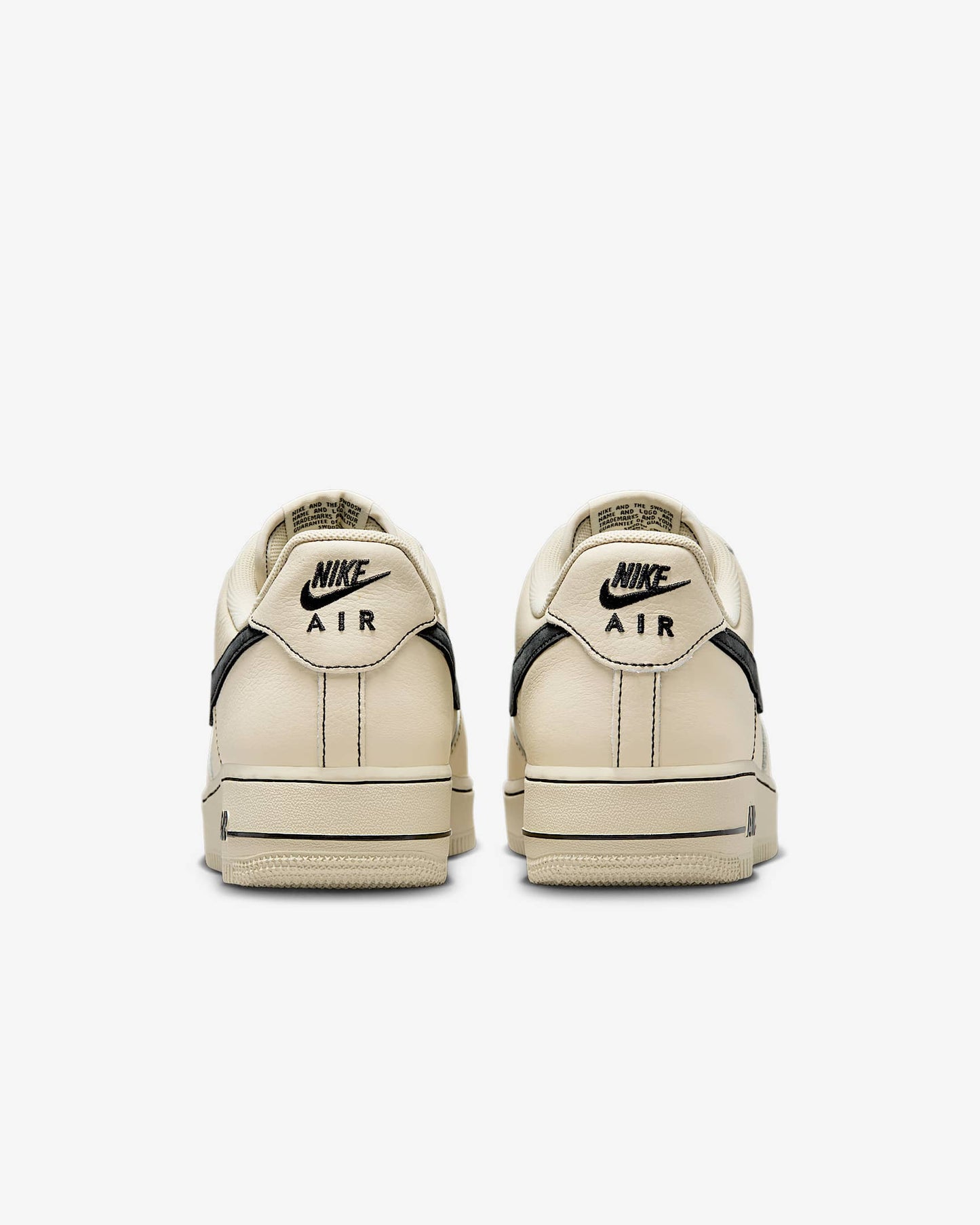 Nike Air Force 1 '07 LV8