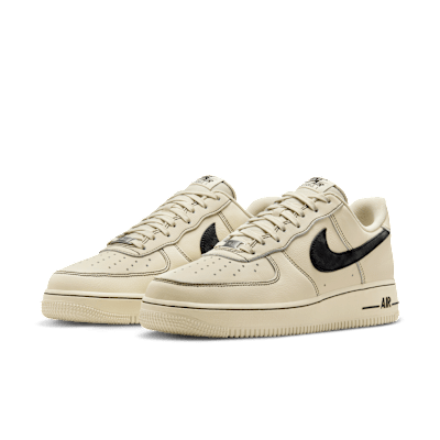 Nike Air Force 1 '07 LV8