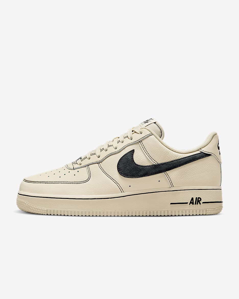 Nike Air Force 1 '07 LV8