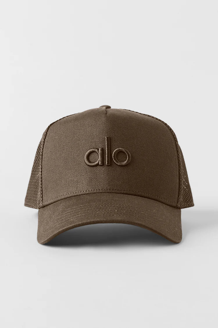 Alo Yoga - District Trucker Hat