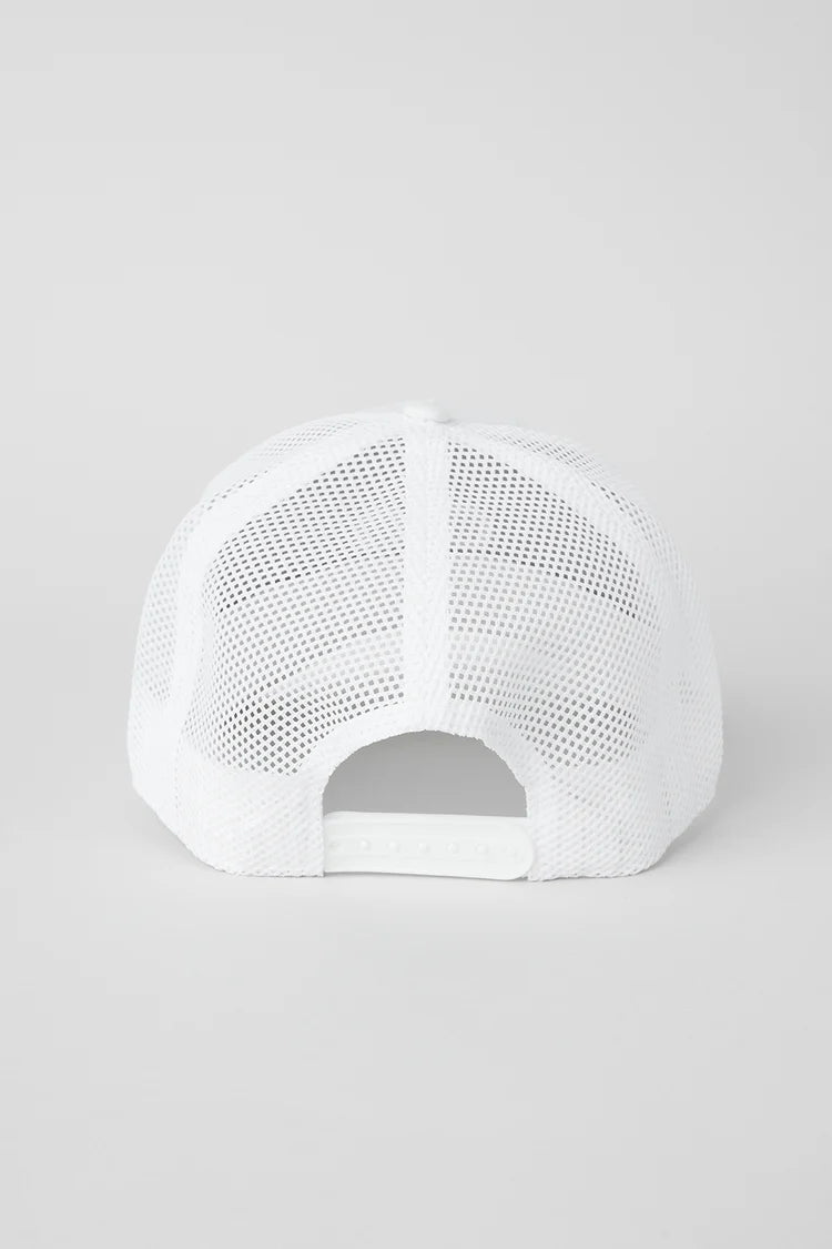 Alo Yoga - District Trucker Hat