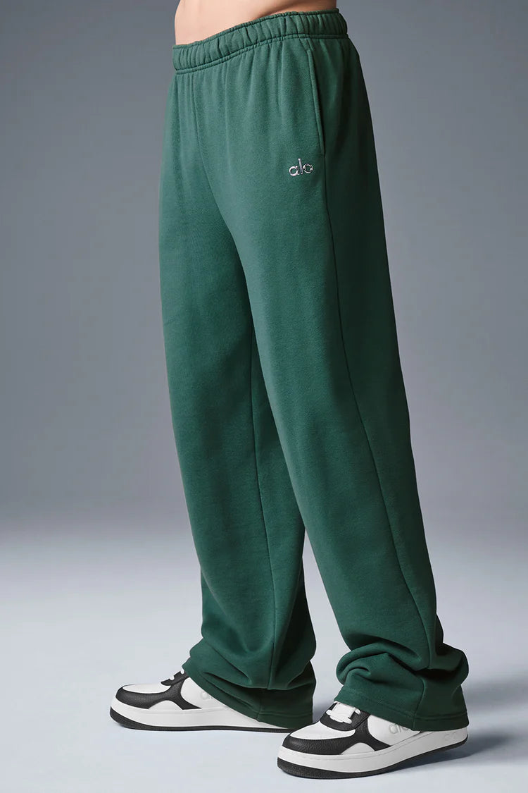 Alo Yoga - Accolade Straight Leg Sweatpant