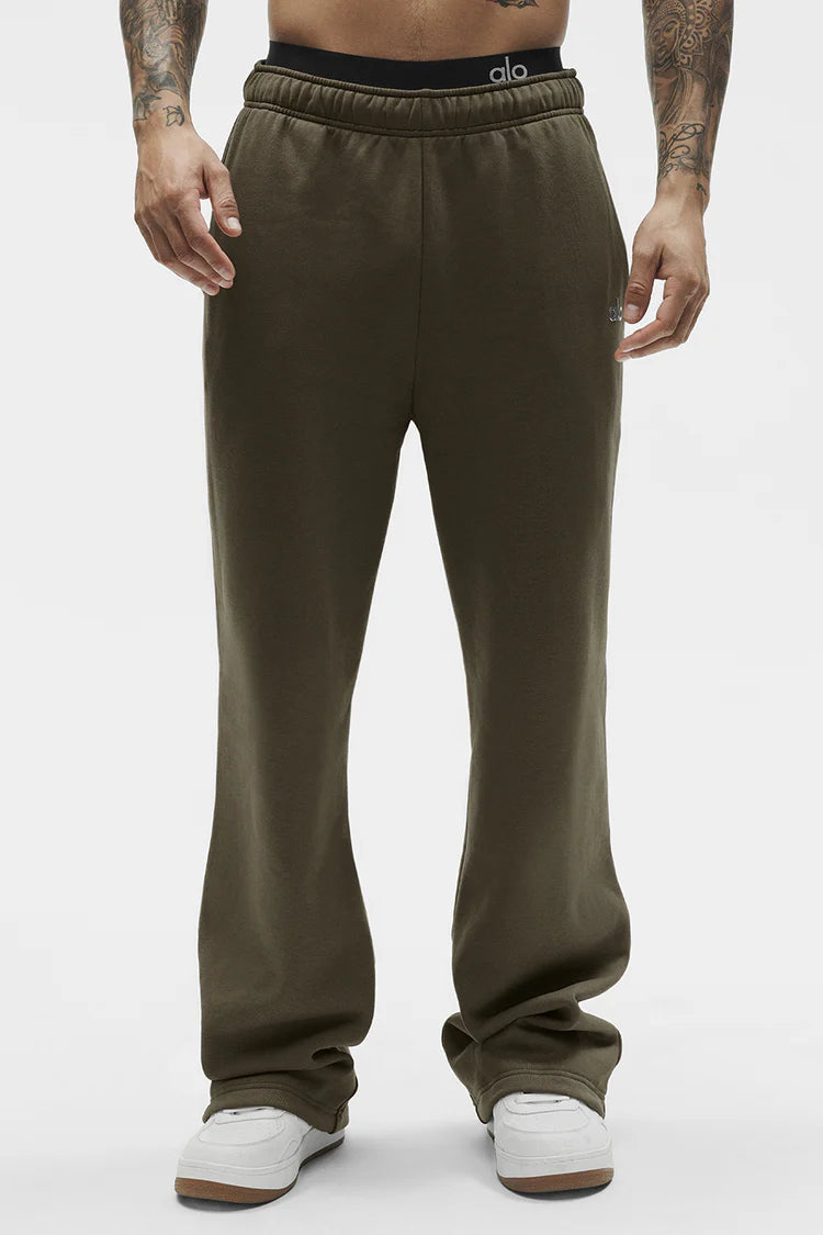Alo Yoga - Accolade Straight Leg Sweatpant