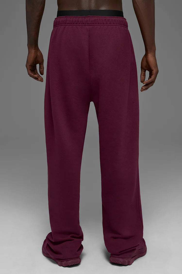 Alo Yoga - Accolade Straight Leg Sweatpant