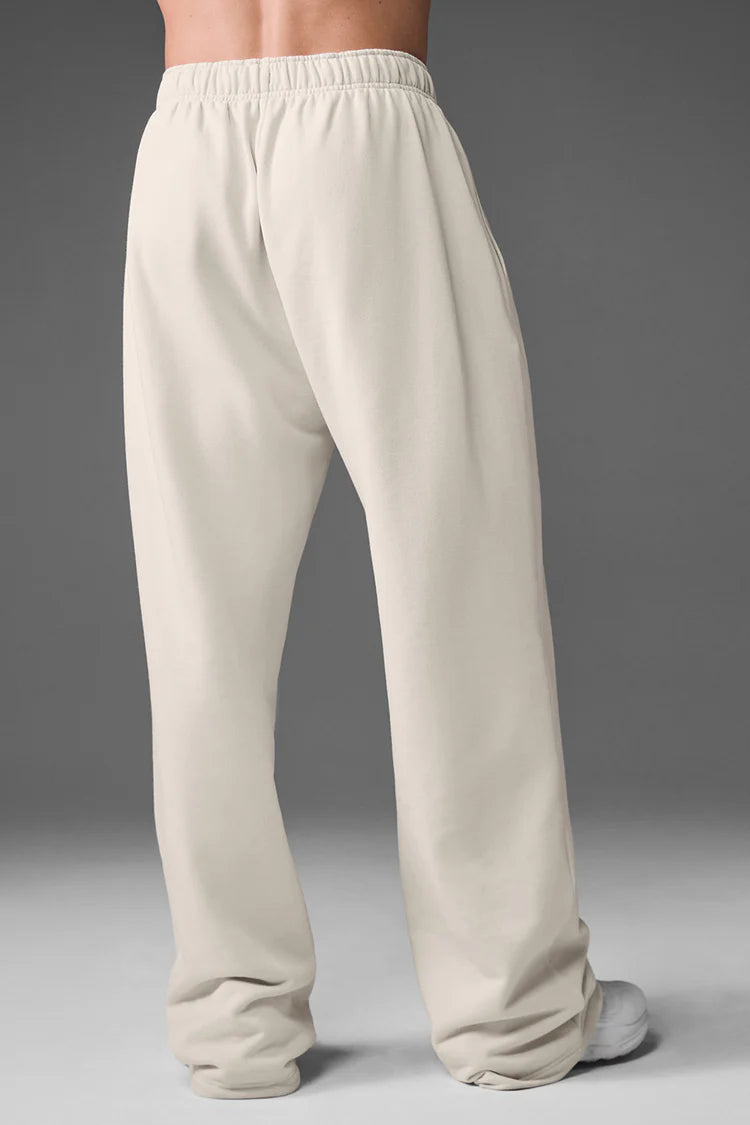 Alo Yoga - Accolade Straight Leg Sweatpant