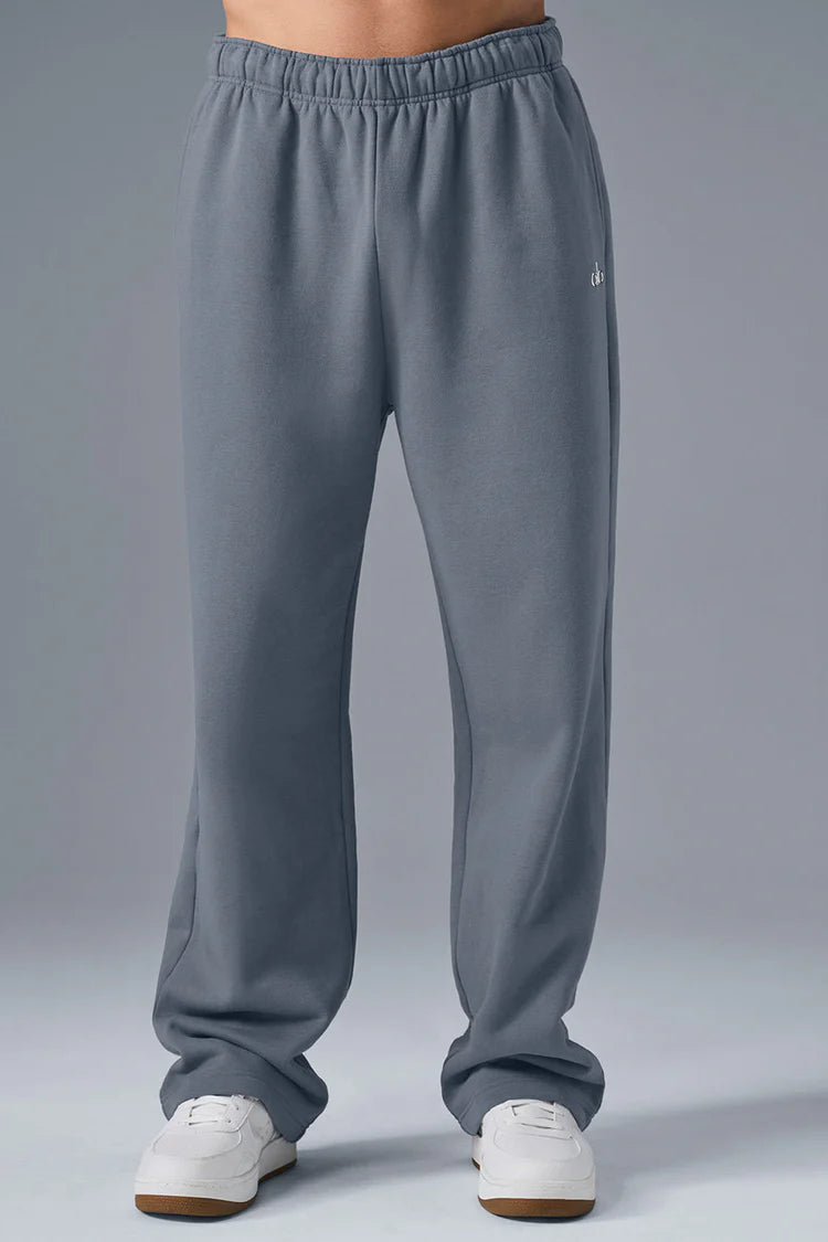 Alo Yoga - Accolade Straight Leg Sweatpant