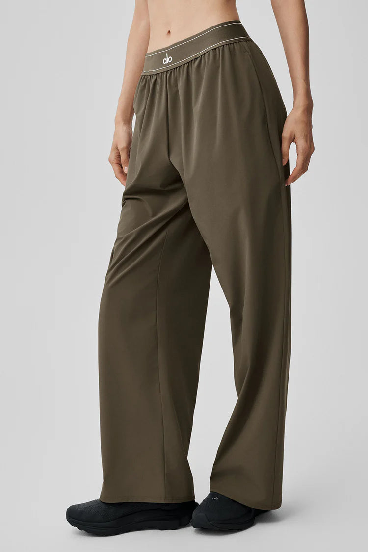 Alo Yoga - Suit Up Trouser (Regular)