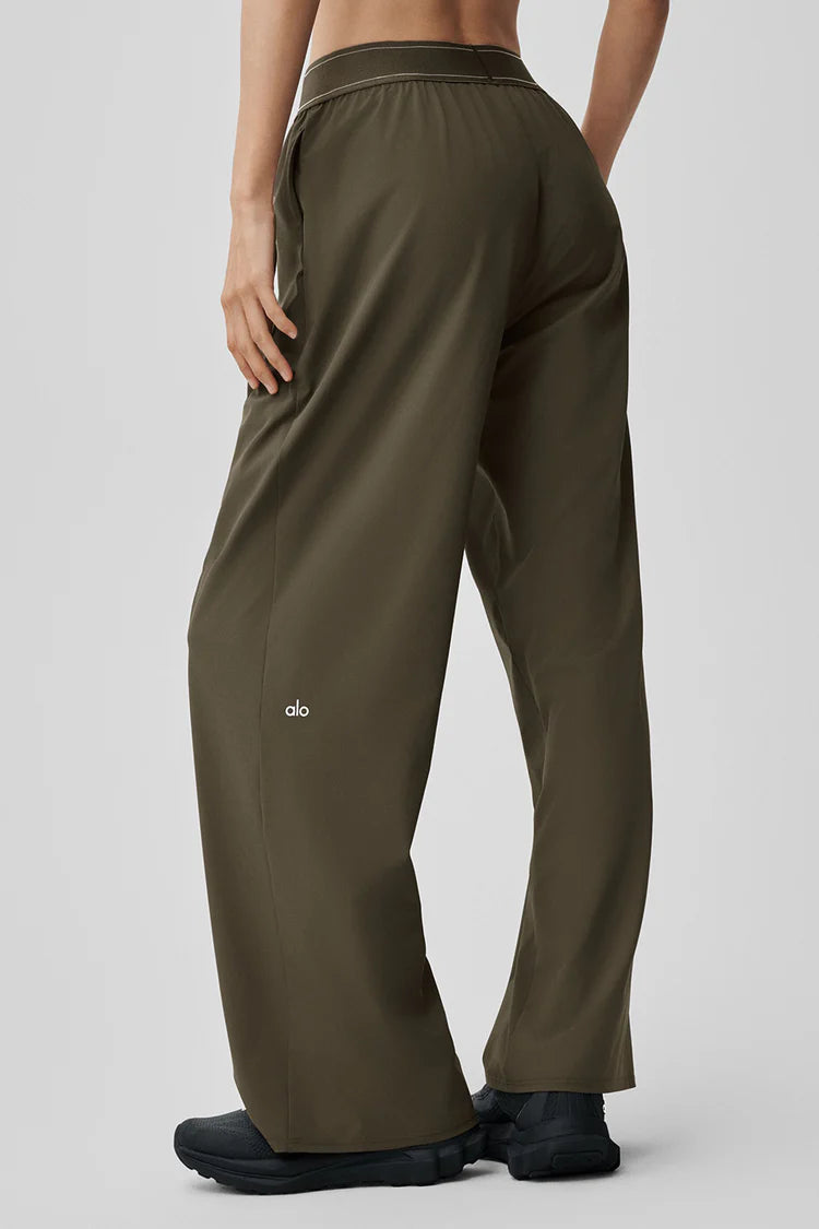 Alo Yoga - Suit Up Trouser (Regular)