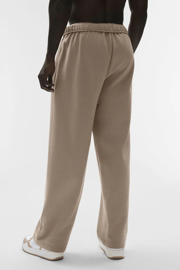 Alo Yoga - Accolade Straight Leg Sweatpant