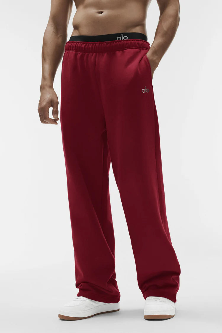 Alo Yoga - Accolade Straight Leg Sweatpant