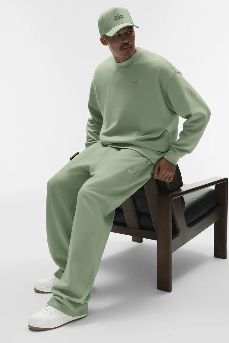 Alo Yoga - Accolade Straight Leg Sweatpant