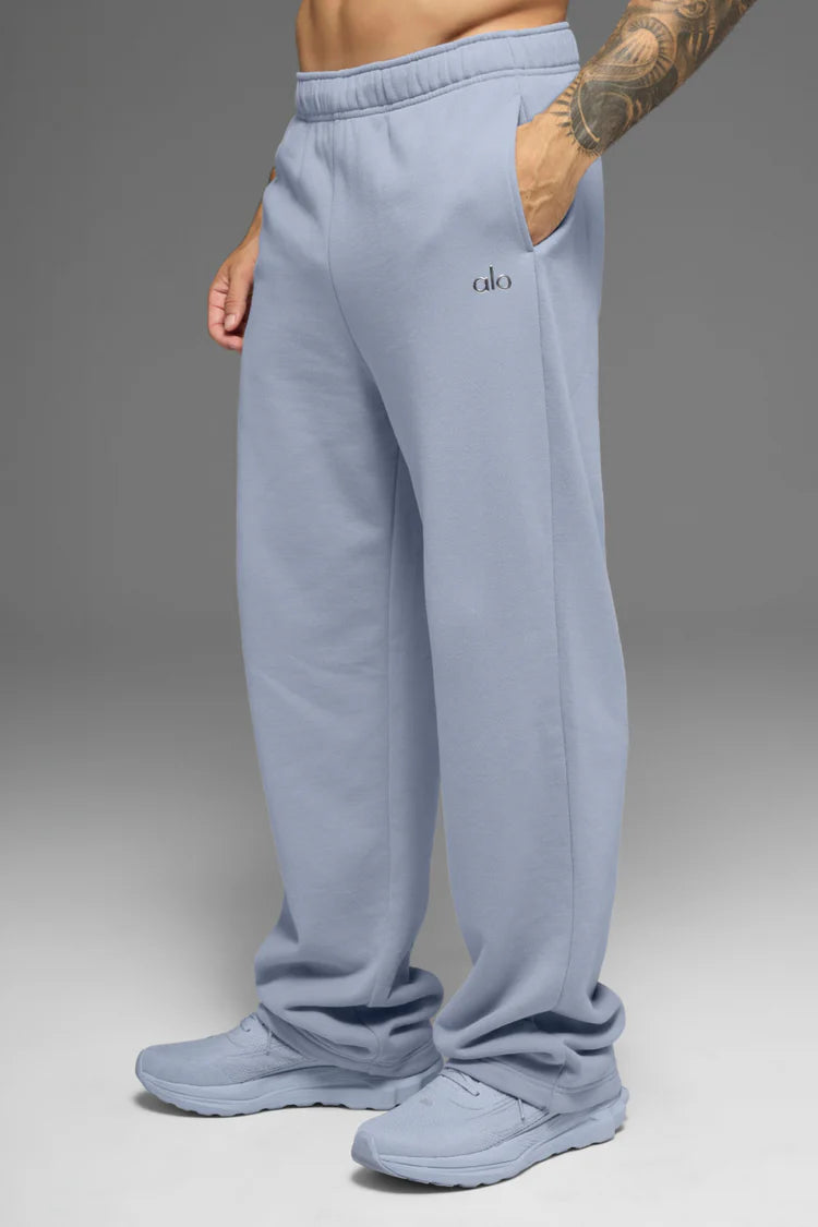 Alo Yoga - Accolade Straight Leg Sweatpant