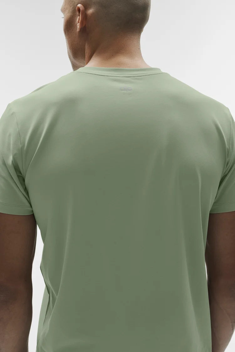 Alo Yoga - Conquer Reform Crewneck Short Sleeve