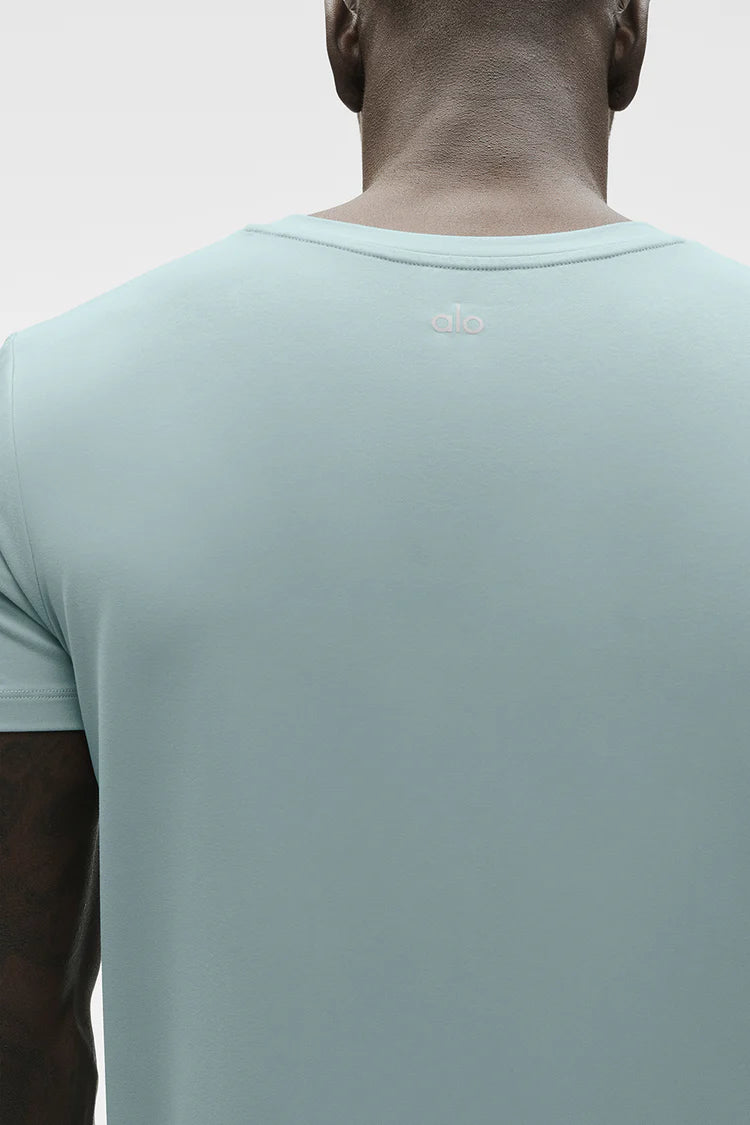 Alo Yoga - Conquer Reform Crewneck Short Sleeve