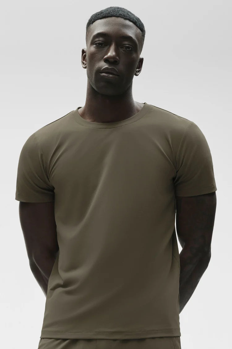 Alo Yoga - Conquer Reform Crewneck Short Sleeve