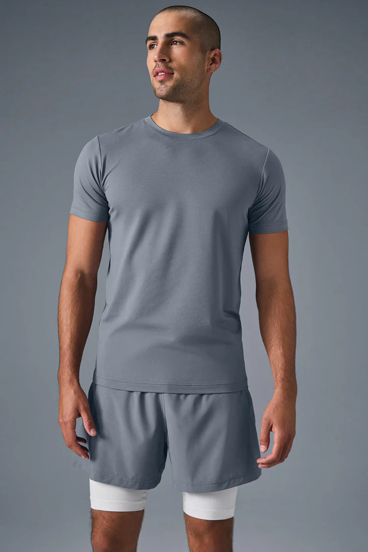 Alo Yoga - Conquer Reform Crewneck Short Sleeve