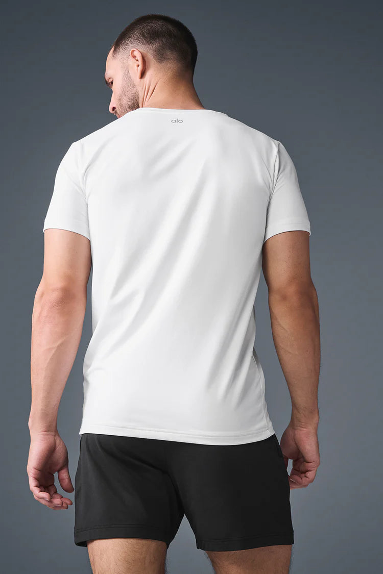 Alo Yoga - Conquer Reform Crewneck Short Sleeve