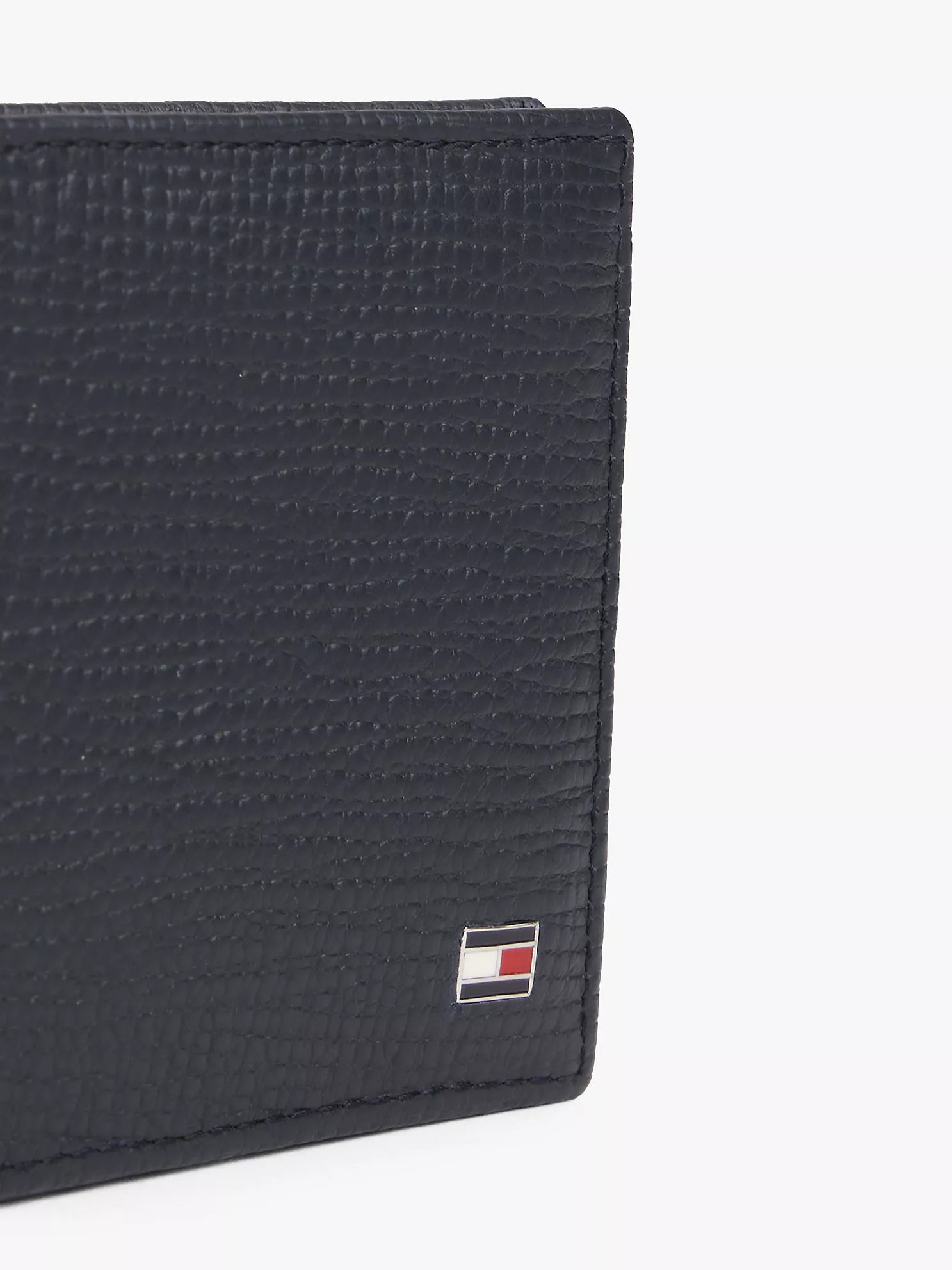 Tommy Hilfiger - Pebbled Leather Bifold Card Wallet