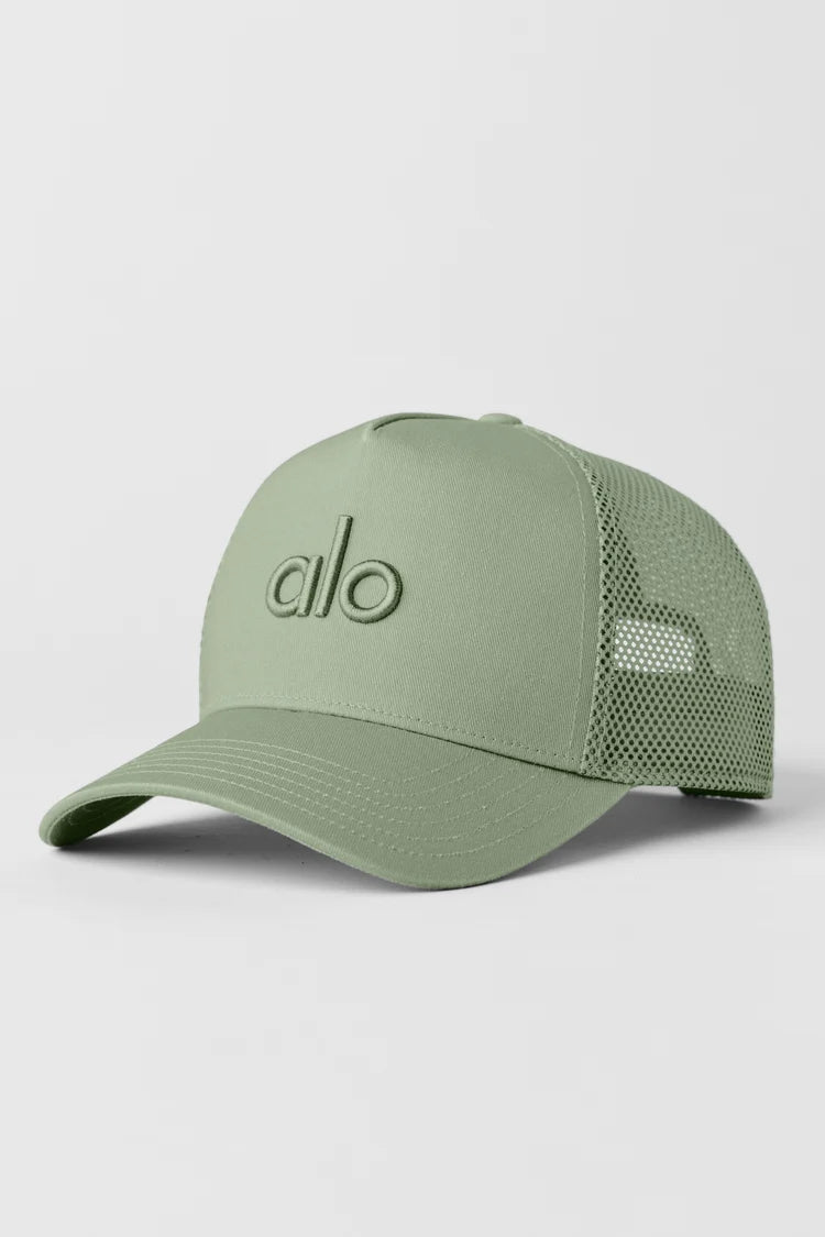 Alo Yoga - District Trucker Hat