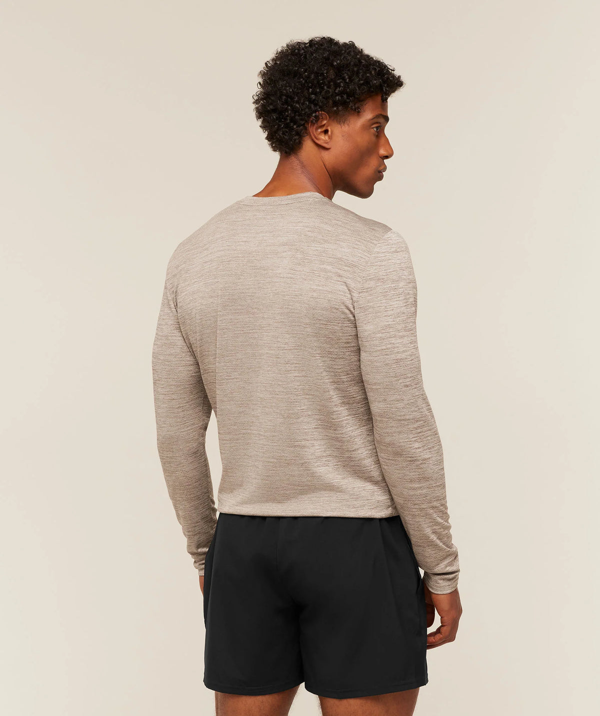 GYMSHARK - Arrival Long Sleeve T-Shirt