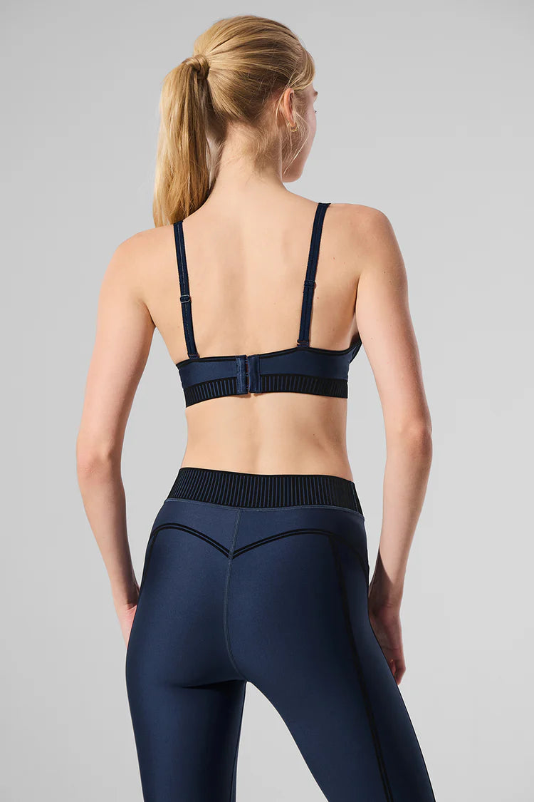 Alo Yoga - Airlift Line Up Bra