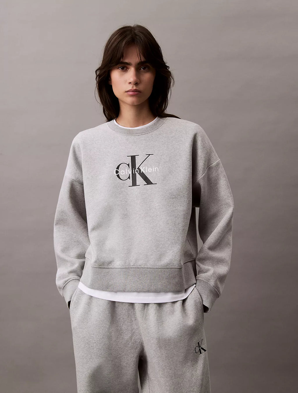 Calvin Klein - Monologo Fleece Relaxed Sweatshirt