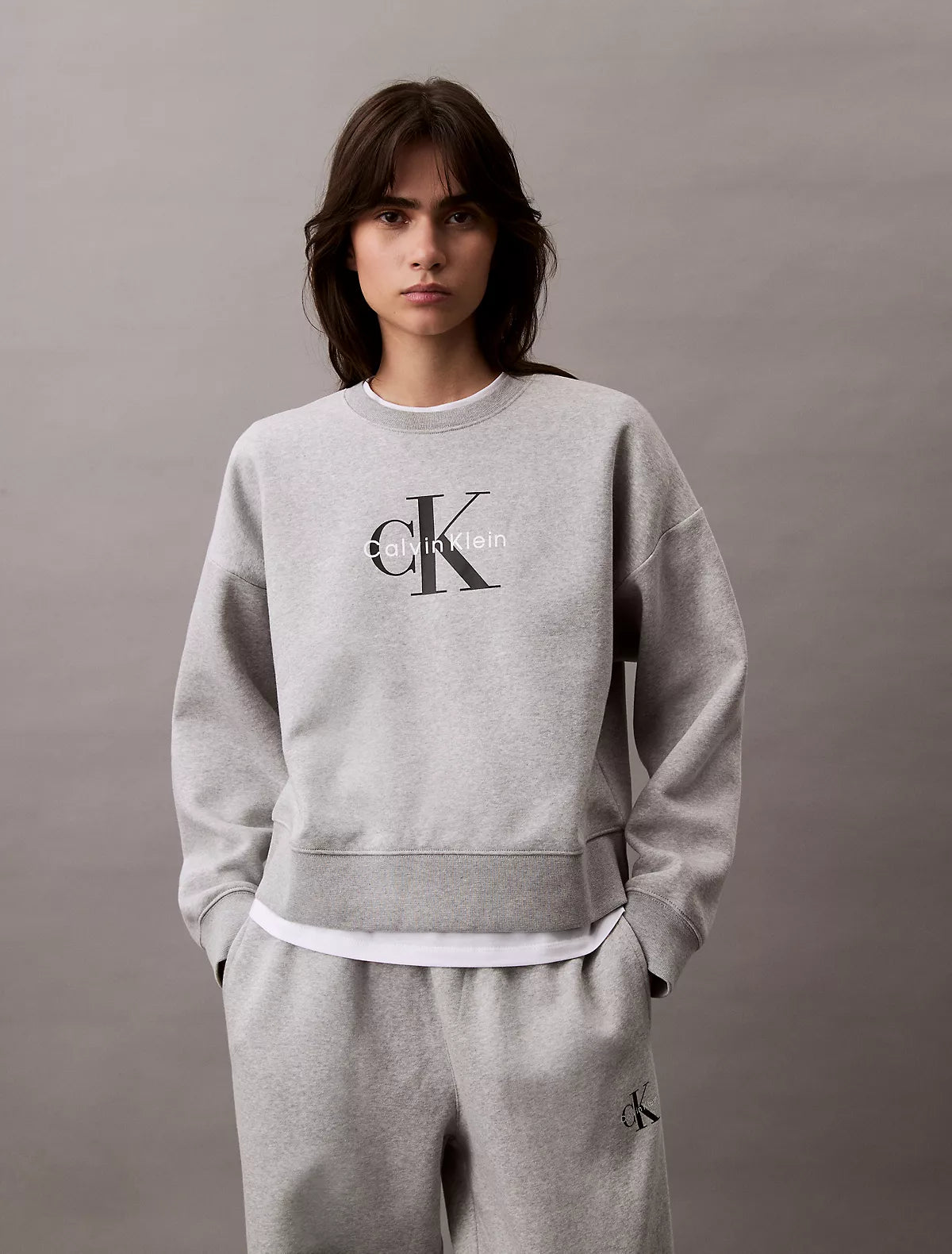 Calvin Klein - Monologo Fleece Relaxed Sweatshirt